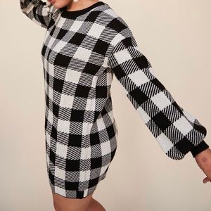 Sweater dress with balloon sleeve